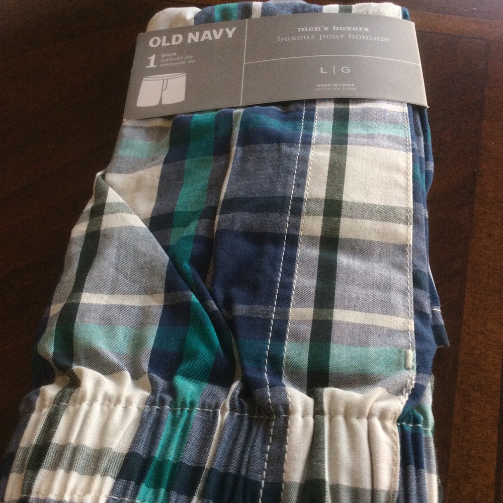Old navy men's boxers size Large